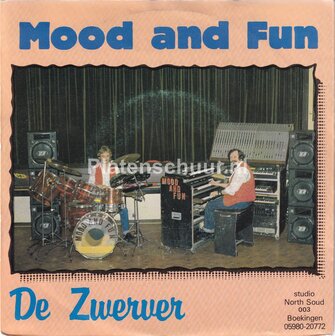 Mood and Fun - Het Steegje / De Zwerver